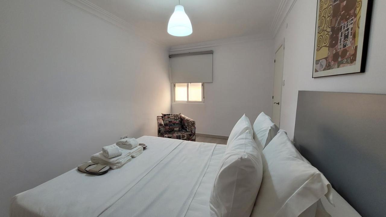 Apartaments B O D Collblanc L'Hospitalet de Llobregat Exterior foto